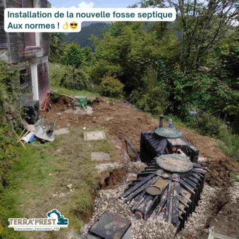 Installation d'une nouvelle fosse septique aux normes aux Adrets 38190 par votre entreprise de terrassement