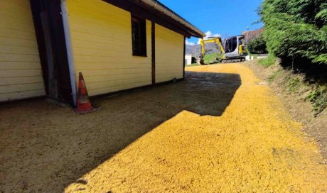 Cour en Balthazar à Valgelon La Rochette (73110) par TERRA'PREST