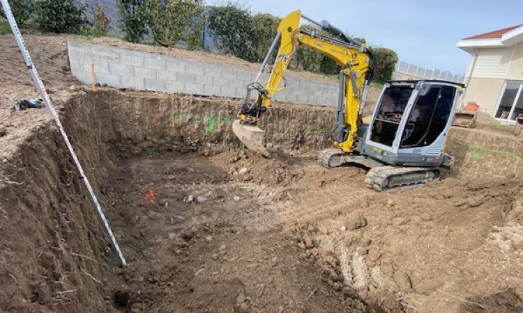 Réglage du fond Terrassement de piscine à Saint Ismier (38330)