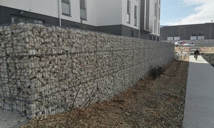 TERRA'PREST, assainisseur et terrassier entre Grenoble et Chambéry : Création d'un mur en gabions à Allevard (38580)