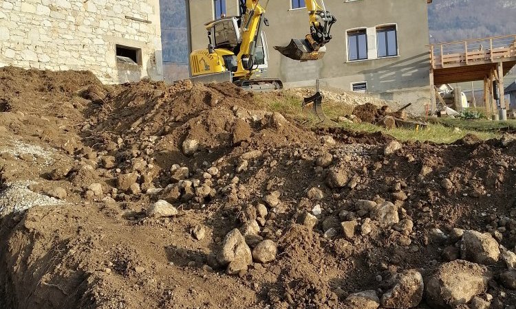 TERRA'PREST, assainisseur et terrassier entre Grenoble et Chambéry : Raccordement au tout à l'égout, raccordement au réseau collectif d'eaux usées à Chapareillan (38530)